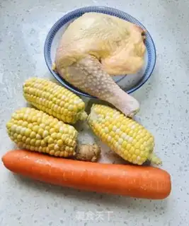 Make Carrot corn chicken soup step 0