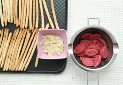 Make Sweet strawberries step 7