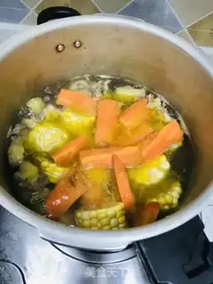 Make Carrot corn chicken soup step 4