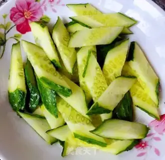 Make A cucumber carrot with sausage step 2