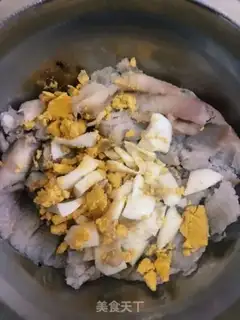 Make Tartar eggs step 2