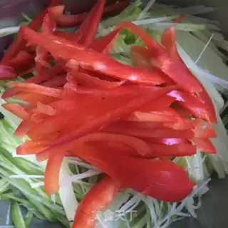 Make Sweet pepper and fruit radish step 3