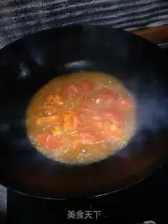 Make Tomato fried eggs step 3