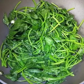 Make Clear the red potato leaves step 5