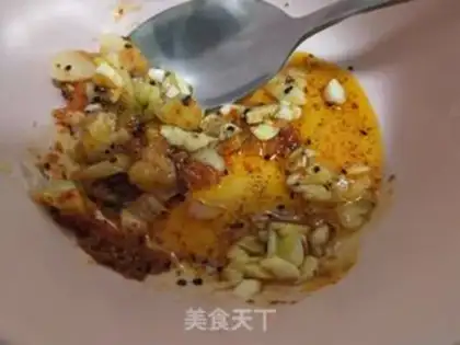 Make Spicy noodles step 1