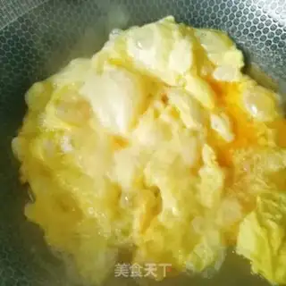 Make Scrambled eggs step 3