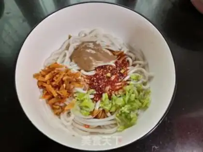 Make Sesame sauce and rice powder step 8