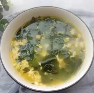 Make Egg shrimp dress with soup step 8