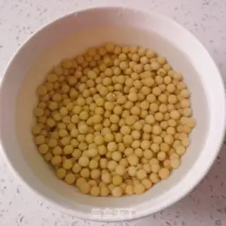 Make Battery soy soup step 0