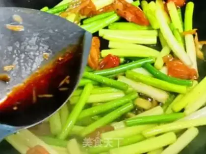 Make Hunan chili and garlic step 6