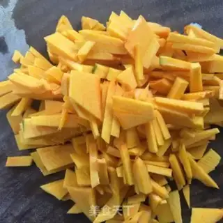 Make Culler pineapple pumpkin juice step 2