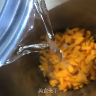 Make Culler pineapple pumpkin juice step 4