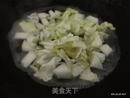 Make Pork and egg soup step 0