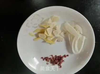 Make Jealousy and bean sprouts step 2