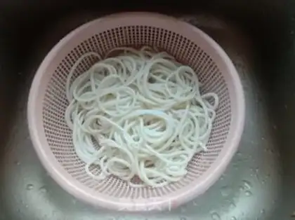 Make Frozen eggs and rice powder step 0