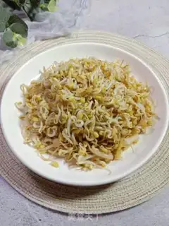 Make Jealousy and bean sprouts step 9