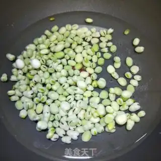 Make Scrambled beans step 1