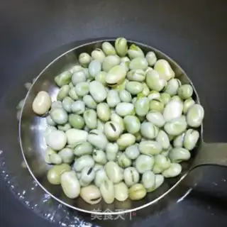 Make Scrambled beans step 2