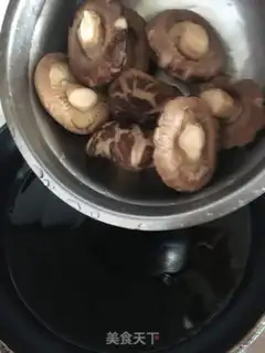 Make Coco cupcakes step 8
