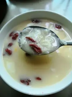 Make Rice and eggs step 4
