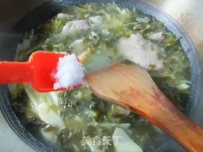 Make Pickles and swirling meat soup step 6