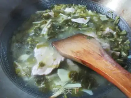 Make Pickles and swirling meat soup step 8