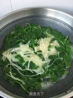 Make Sweet peas with hot chicken noodles step 11