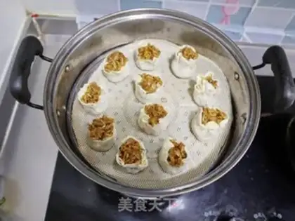 Make Scrambling of mushroom beef step 11