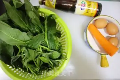 Make Steaming spinach corn step 0