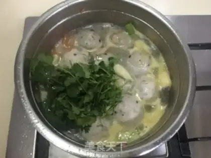 Make Gunmaru cuisine soup step 6