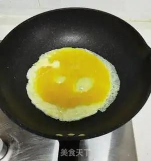 Make Fried eggs step 7