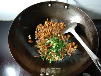 Make radish and fried meat step 5