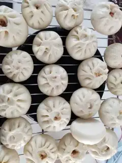 Make The veggie pie step 15