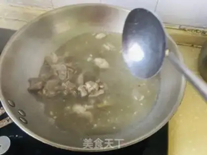Make Roach and lamb stew step 3
