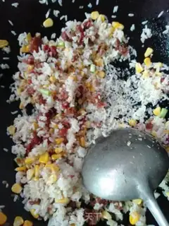 Make Sausage fried rice step 4