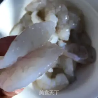 Make Curry shrimp rice step 1