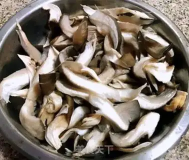 Make A tofu soup for mushrooms step 2