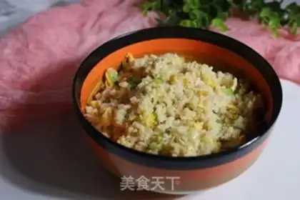 Make cucumber egg fried rice step 7