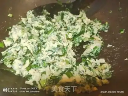 Make Fried eggs step 4