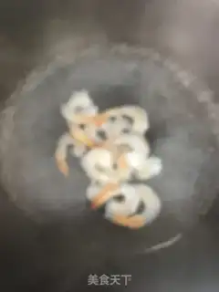 Make Black pepper seafood fan step 4