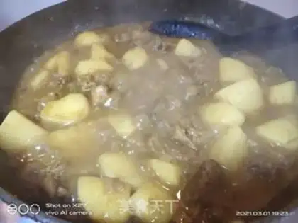 Make Curry cow and potatoes step 9