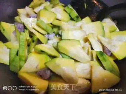 Make Meatloaf burning pumpkins step 2