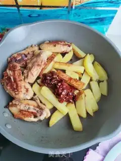Make Potato fries with chicken wings step 10