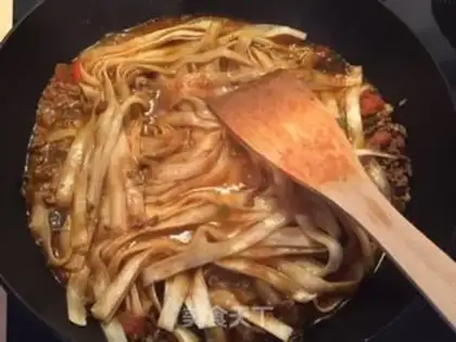 Make Meat and eggplant noodles step 10