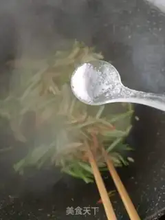 Make Powdered chicken chest step 12