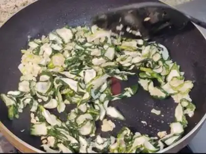 Make cucumber-dried meat step 6