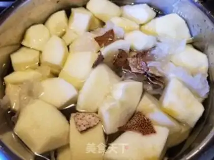 Make Apple-eared tummy step 5