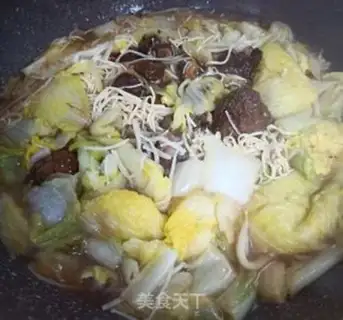 Make Beef with cabbage and swirl step 4