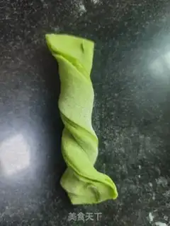 Make Spinach rolls step 12