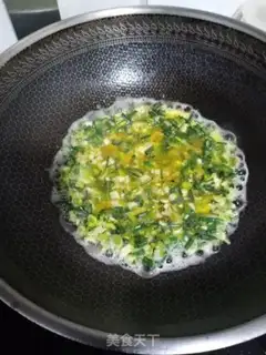 Make Fried eggs with a hammer step 4